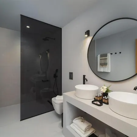 Cavalier Suites Nikiana Lefkada Av Properties Exterior foto
