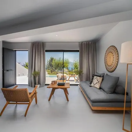 Cavalier Suites Nikiana Lefkada Av Properties Exterior foto